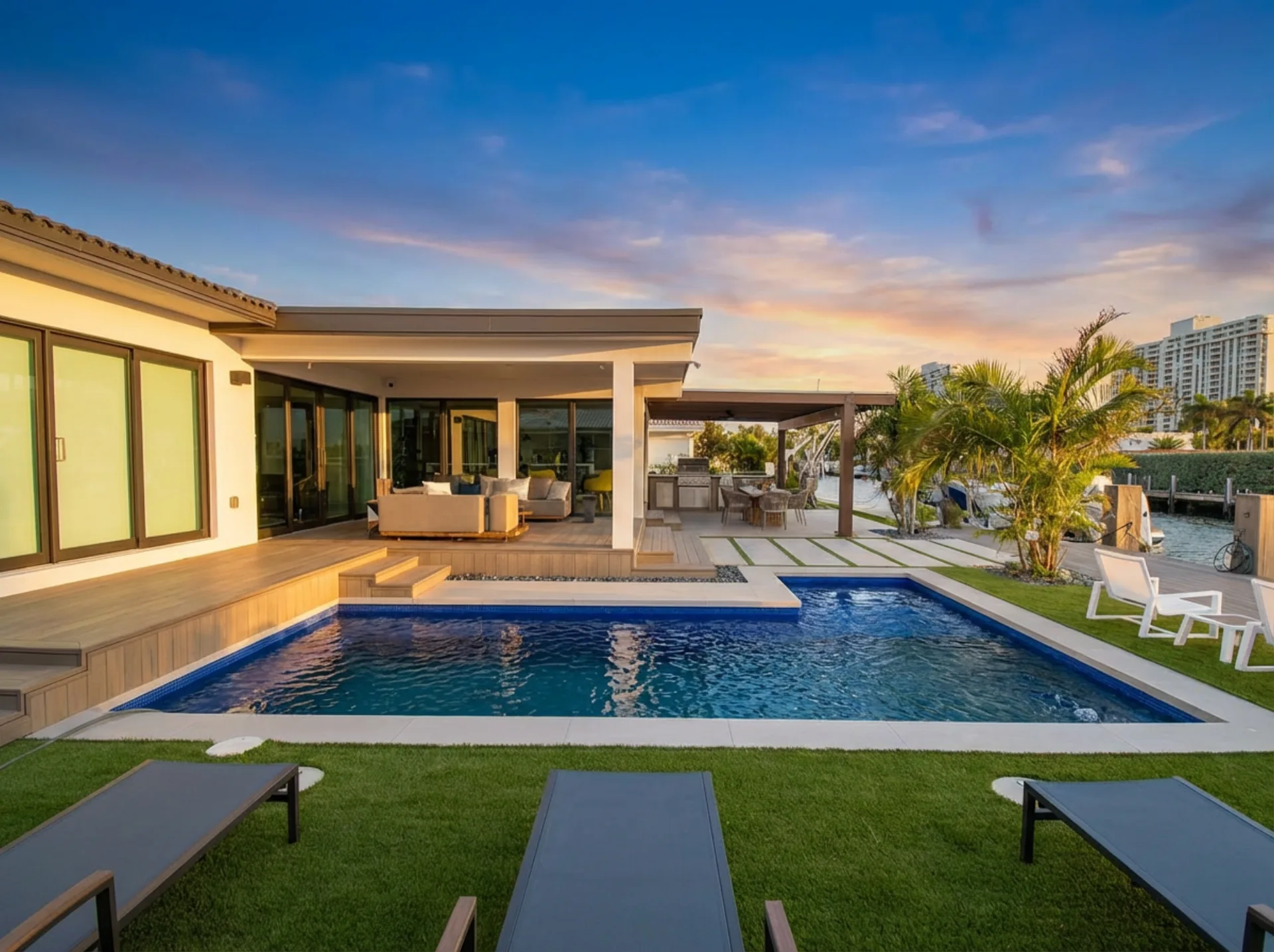 RESIDENTIAL PROJECT — PRIVATE HOME, MIAMI