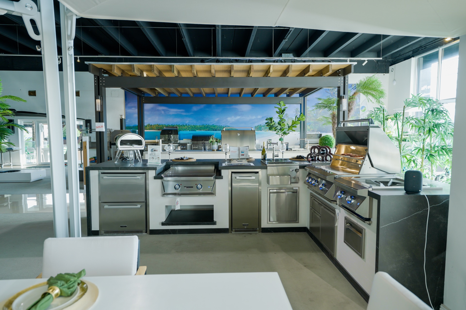 Outdoor kitchen detail